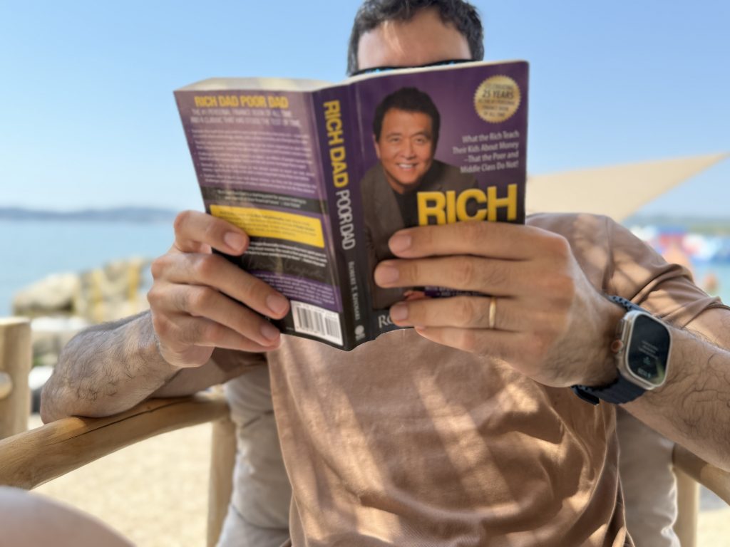 Knjiga Rich Dad Poor Dad, Robert Kiyosaki